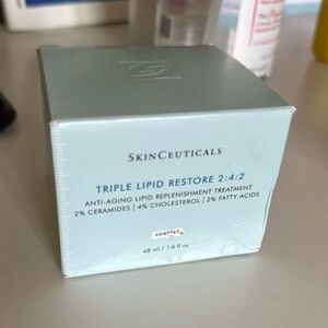 SkinCeuticals Triple Lipid Restore 2:4:2 - Soft Blue Packaging